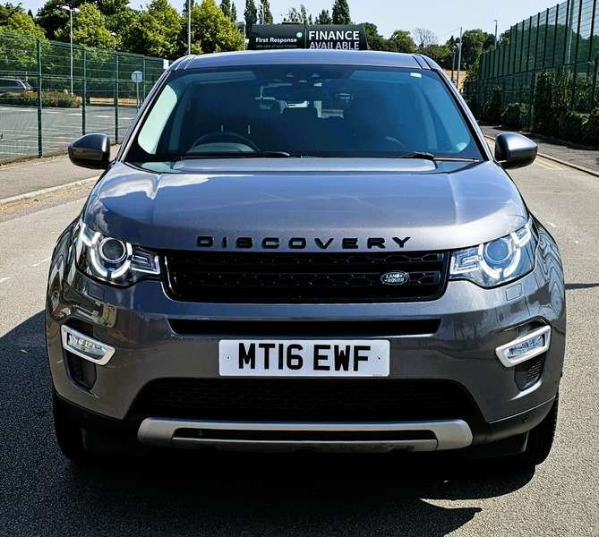 A 2016 LAND ROVER DISCOVERY SPORT TD4 HSE LUXURY A 2016 LAND ROVER DISCOVERY SPORT TD4 HSE LUXURY