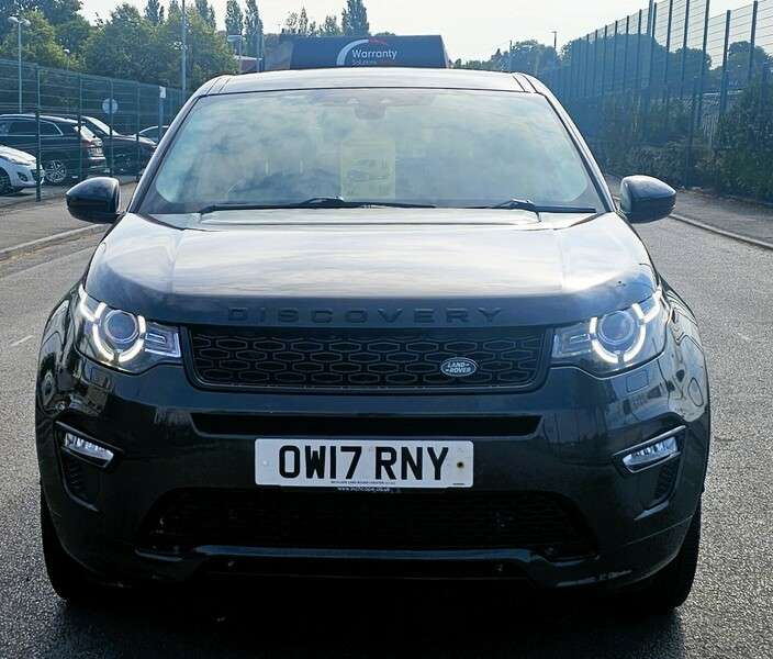 A 2017 LAND ROVER DISCOVERY SPORT TD4 HSE DYNAMIC LUX A 2017 LAND ROVER DISCOVERY SPORT TD4 HSE DYNAMIC LUX