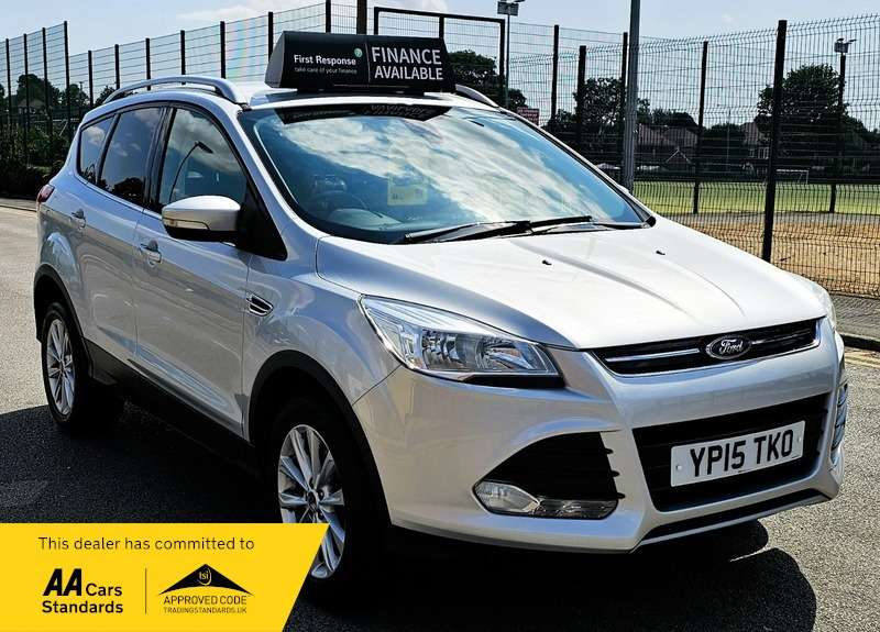 A 2015 FORD KUGA TITANIUM TDCI A 2015 FORD KUGA TITANIUM TDCI