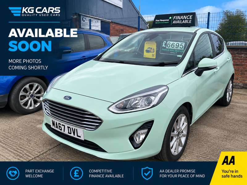 A 2017 FORD FIESTA B AND O PLAY TITANIUM A 2017 FORD FIESTA B AND O PLAY TITANIUM