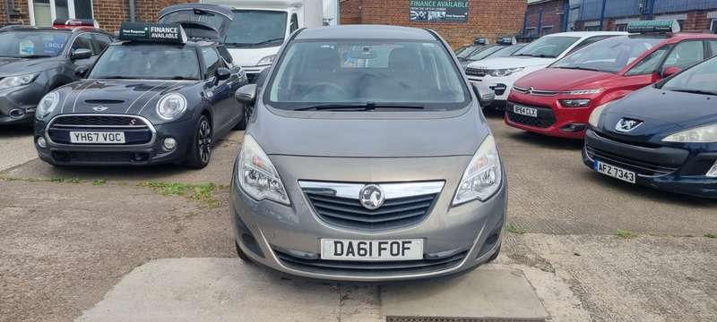 A 2011 VAUXHALL MERIVA EXCLUSIV CDTI A 2011 VAUXHALL MERIVA EXCLUSIV CDTI