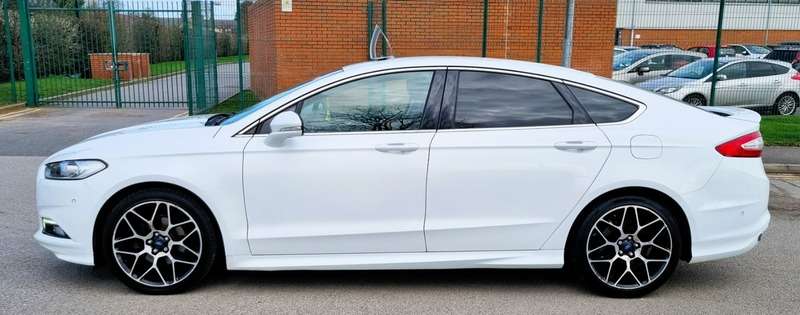 A 2016 FORD MONDEO TITANIUM TDCI A 2016 FORD MONDEO TITANIUM TDCI