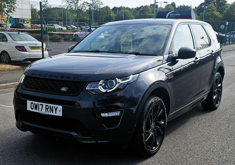 A 2017 LAND ROVER DISCOVERY SPORT TD4 HSE DYNAMIC LUX A 2017 LAND ROVER DISCOVERY SPORT TD4 HSE DYNAMIC LUX