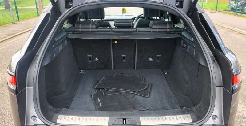 2018 LAND ROVER RANGE ROVER VELAR 2018 LAND ROVER RANGE ROVER VELAR