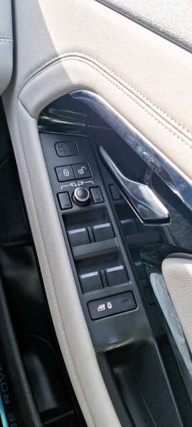 2019 LAND ROVER RANGE ROVER EVOQUE 2019 LAND ROVER RANGE ROVER EVOQUE