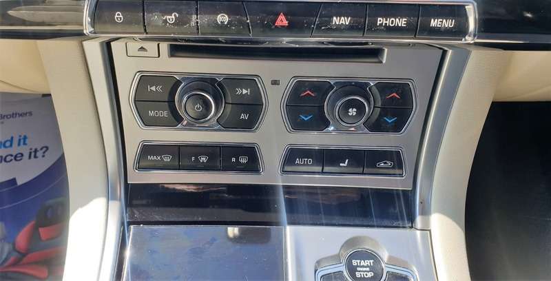 2014 JAGUAR XF 2014 JAGUAR XF