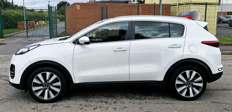A 2017 KIA SPORTAGE CRDI 3 ISG A 2017 KIA SPORTAGE CRDI 3 ISG