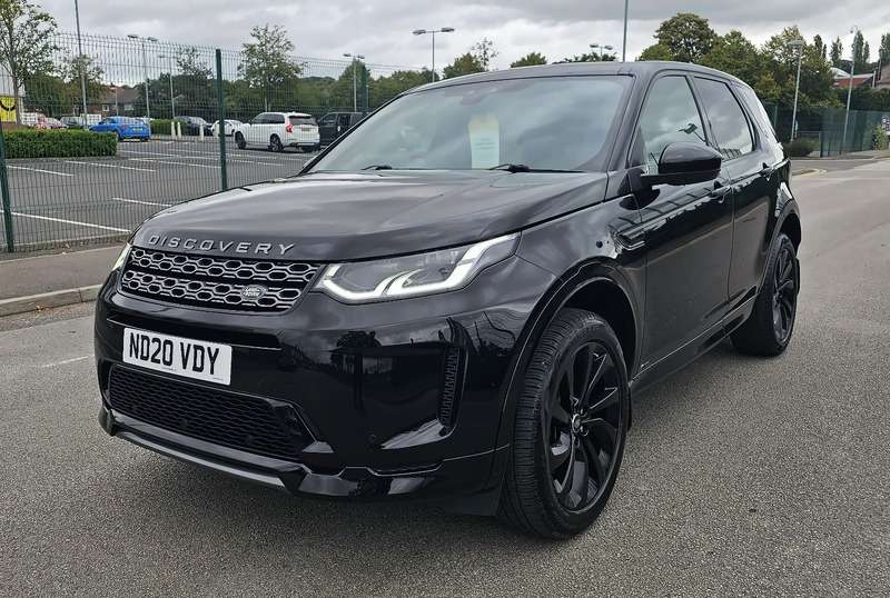 A 2020 LAND ROVER DISCOVERY SPORT R-DYNAMIC SE A 2020 LAND ROVER DISCOVERY SPORT R-DYNAMIC SE