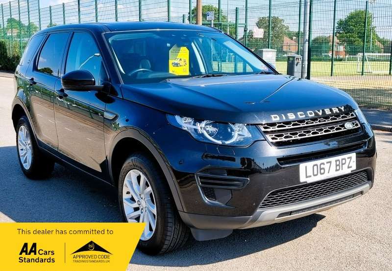 A 2018 LAND ROVER DISCOVERY SPORT TD4 SE A 2018 LAND ROVER DISCOVERY SPORT TD4 SE