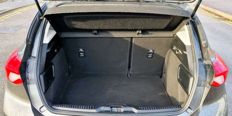 2021 FORD FOCUS 2021 FORD FOCUS