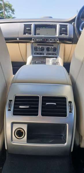 2014 JAGUAR XF 2014 JAGUAR XF