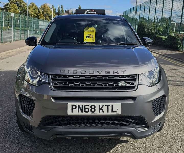 A 2018 LAND ROVER DISCOVERY SPORT TD4 LANDMARK A 2018 LAND ROVER DISCOVERY SPORT TD4 LANDMARK