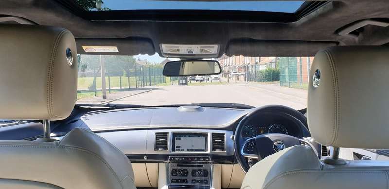 2014 JAGUAR XF 2014 JAGUAR XF