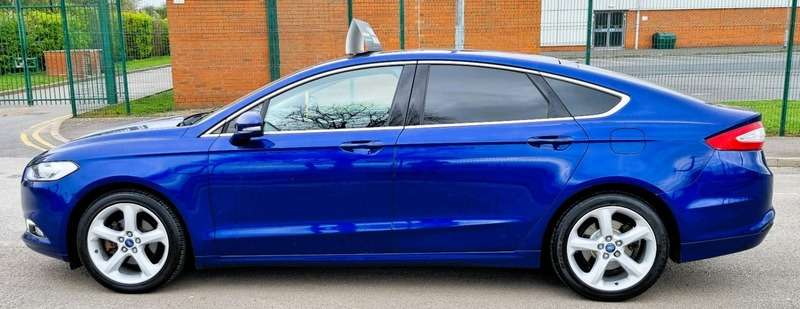 A 2016 FORD MONDEO TITANIUM A 2016 FORD MONDEO TITANIUM