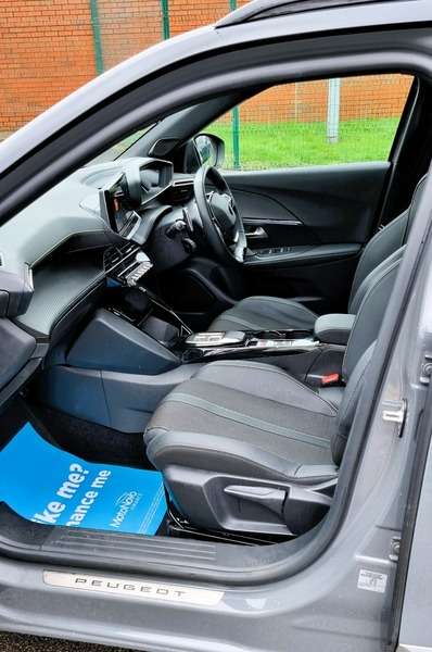 2024 PEUGEOT 2008 2024 PEUGEOT 2008