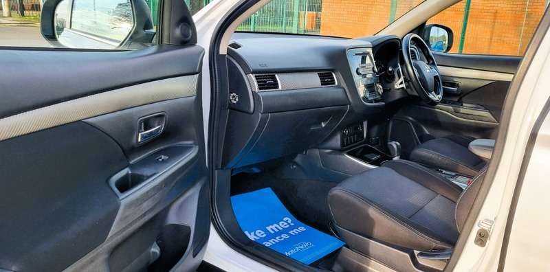 2017 MITSUBISHI OUTLANDER 2017 MITSUBISHI OUTLANDER