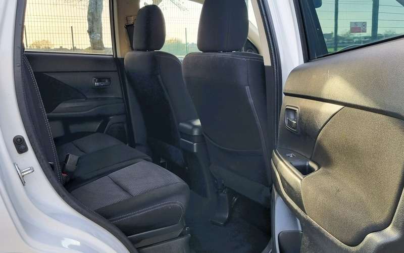 2017 MITSUBISHI OUTLANDER 2017 MITSUBISHI OUTLANDER