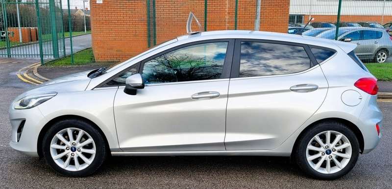 A 2018 FORD FIESTA TITANIUM A 2018 FORD FIESTA TITANIUM