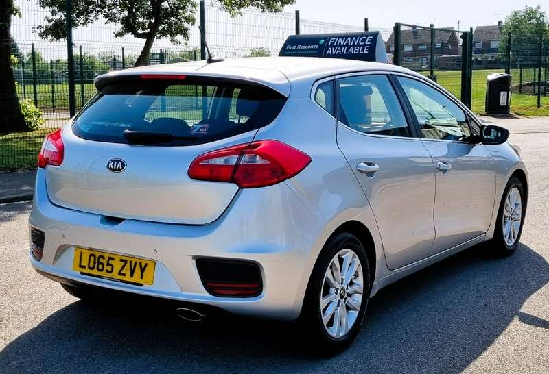 2015 KIA CEED 2015 KIA CEED