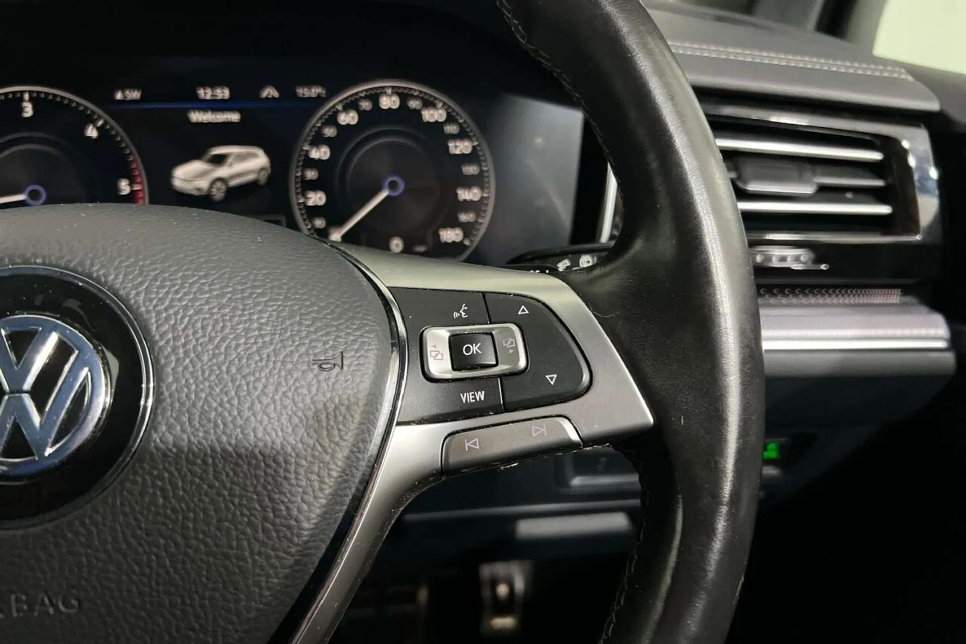 2020 VOLKSWAGEN TOUAREG 2020 VOLKSWAGEN TOUAREG