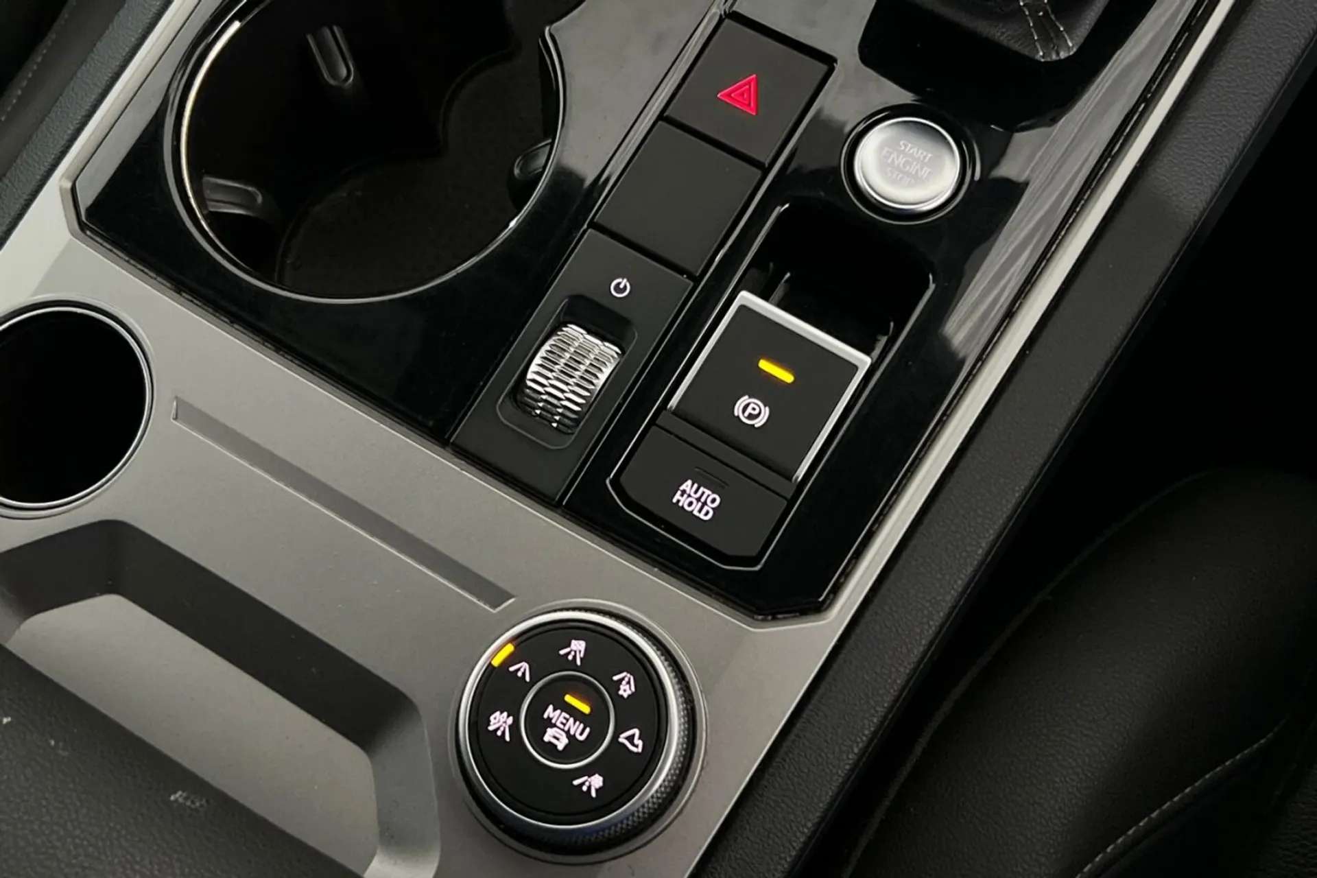 2020 VOLKSWAGEN TOUAREG 2020 VOLKSWAGEN TOUAREG