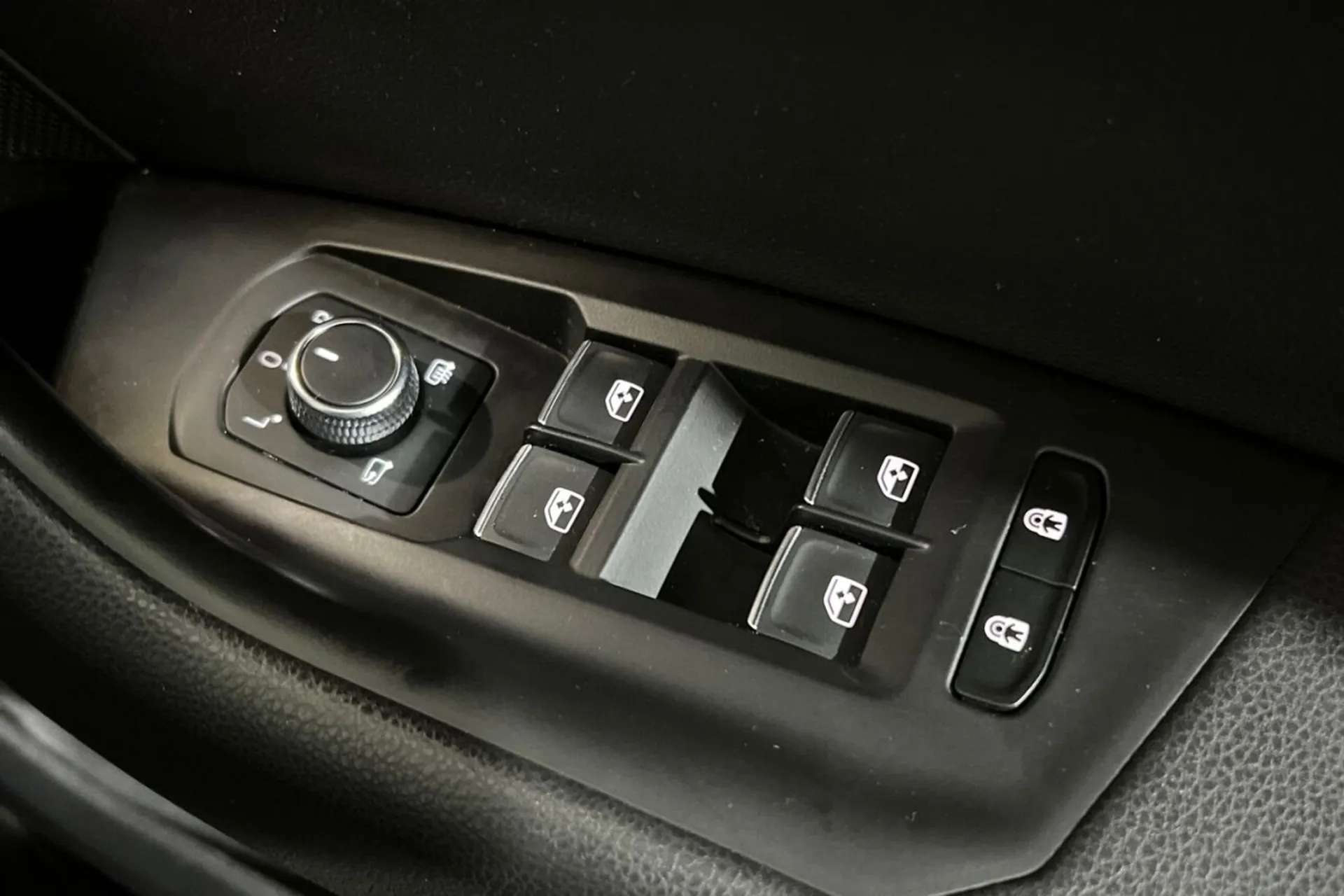 2020 VOLKSWAGEN TOUAREG 2020 VOLKSWAGEN TOUAREG