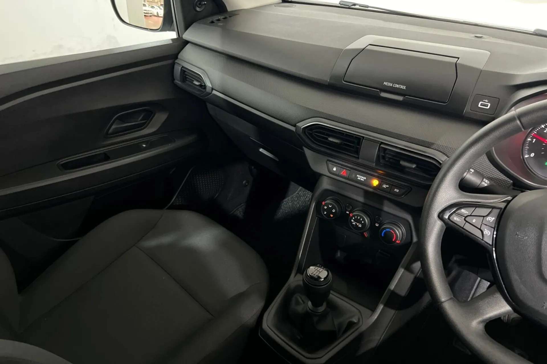 2022 DACIA SANDERO 2022 DACIA SANDERO