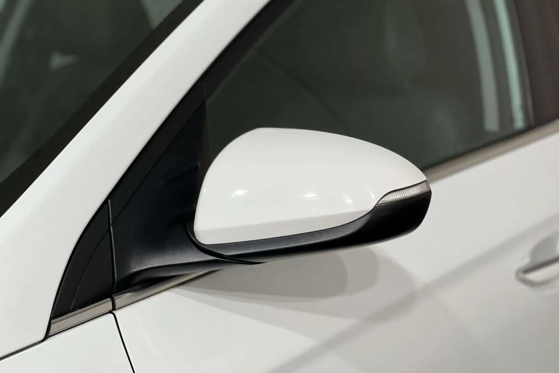 2021 HYUNDAI IONIQ 2021 HYUNDAI IONIQ