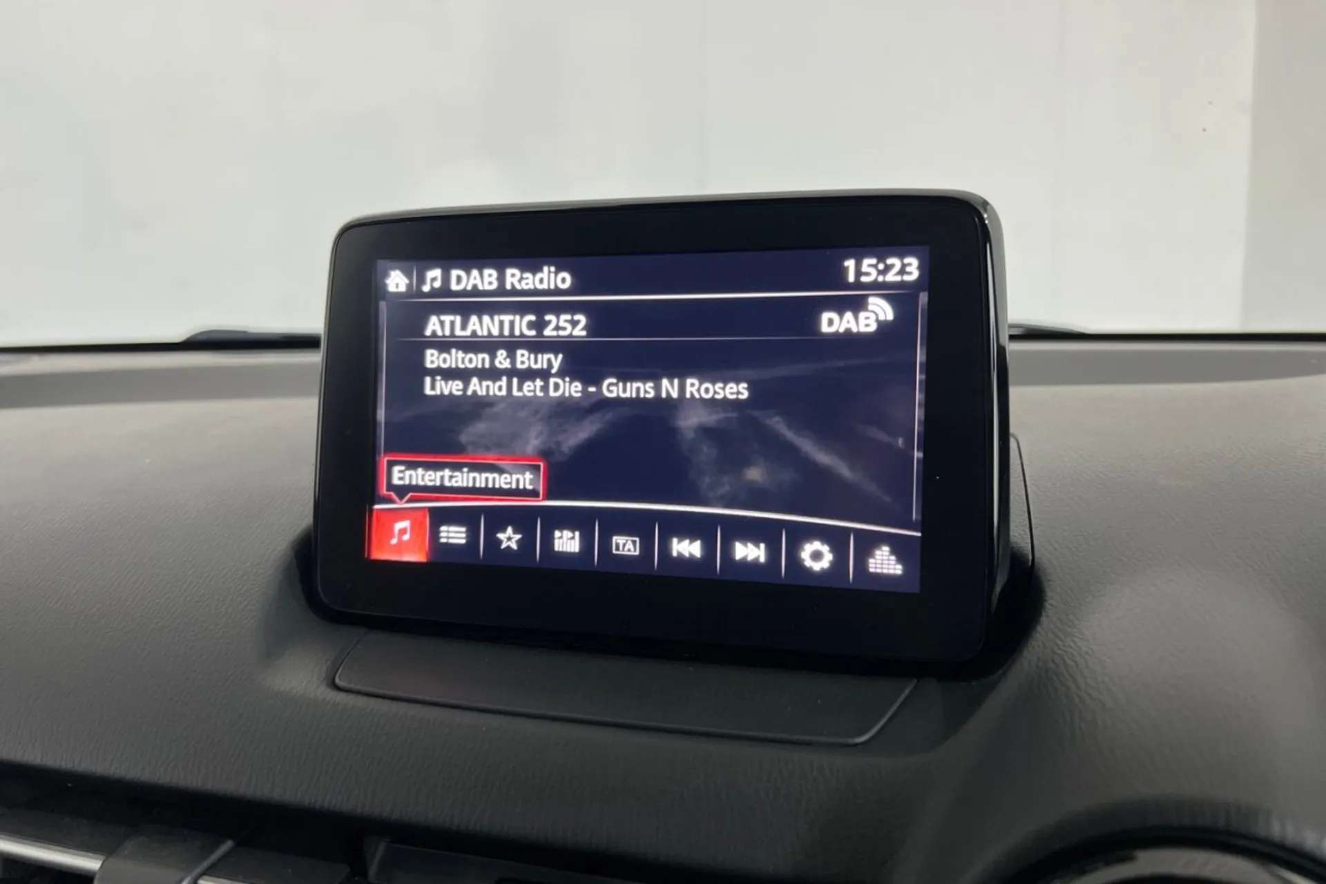 2018 MAZDA MAZDA2 2018 MAZDA MAZDA2