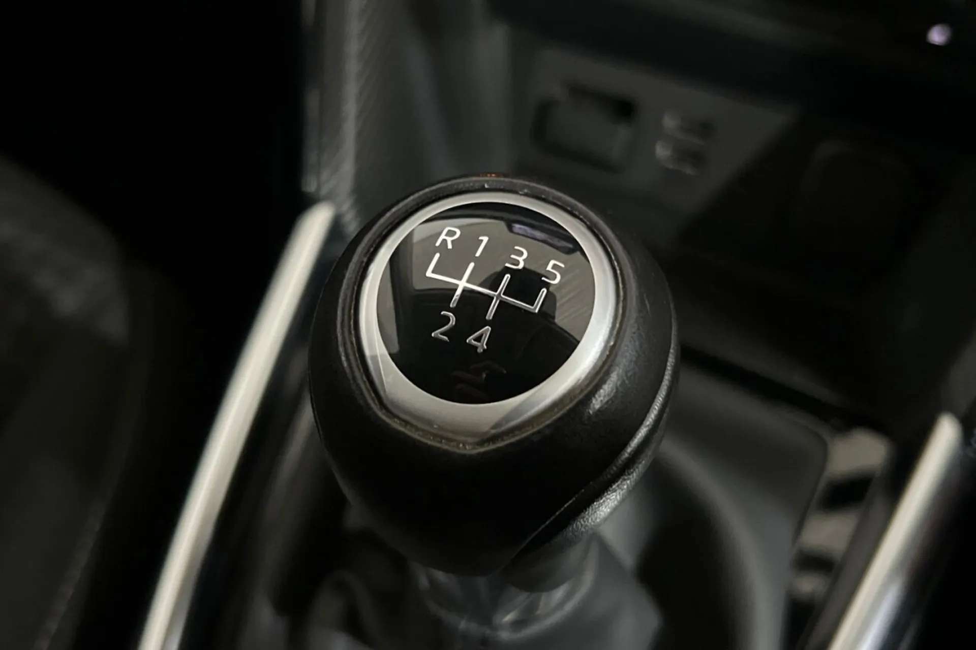 2018 MAZDA MAZDA2 2018 MAZDA MAZDA2