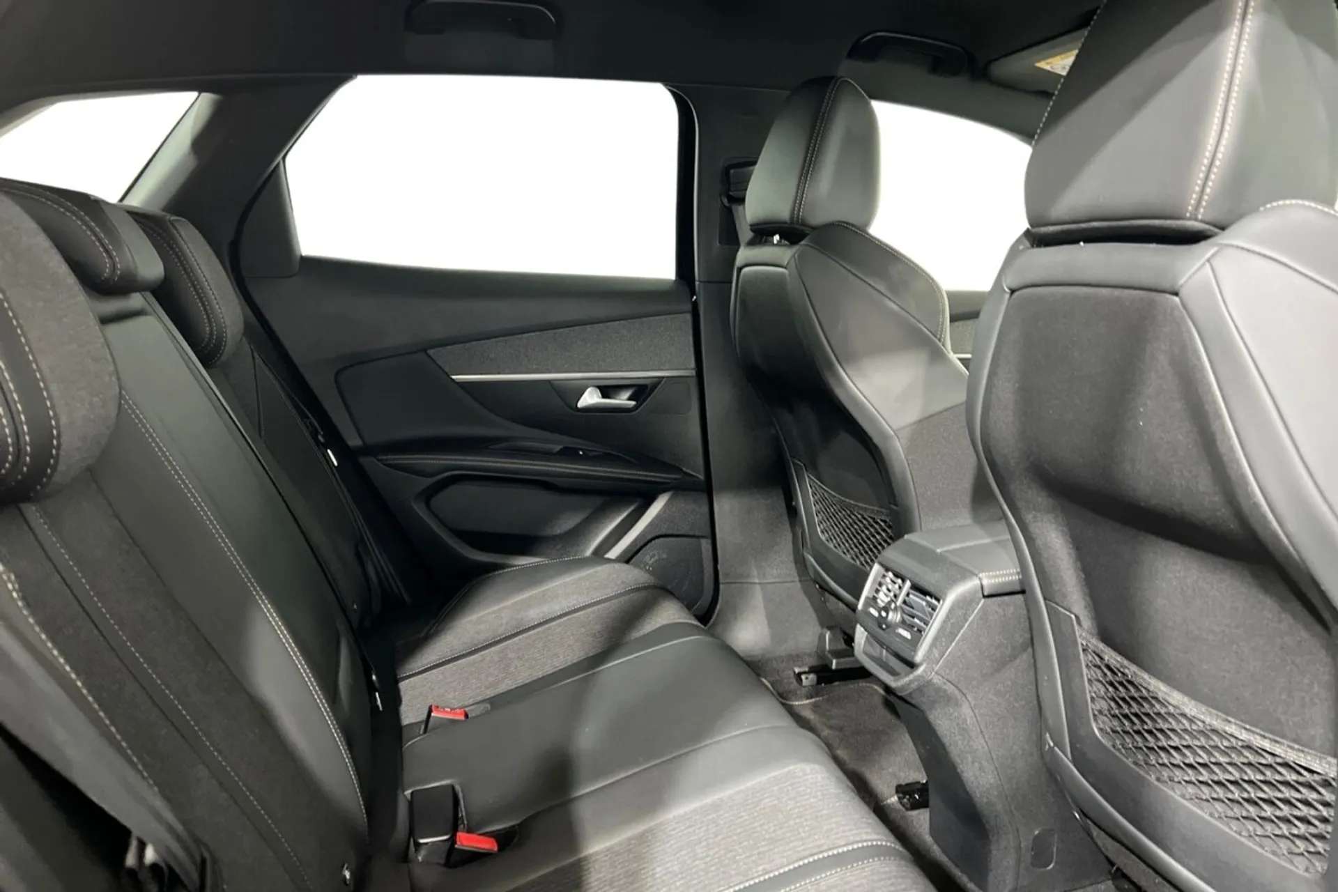 2020 PEUGEOT 3008 2020 PEUGEOT 3008