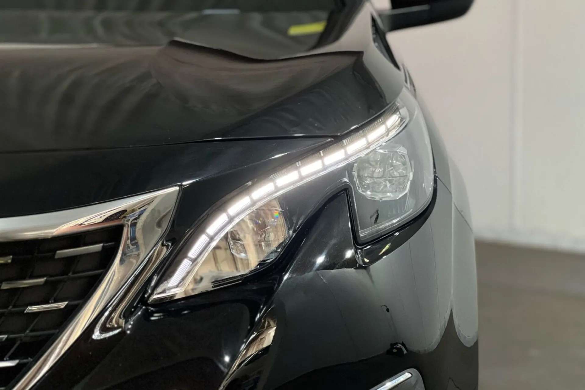 2020 PEUGEOT 3008 2020 PEUGEOT 3008