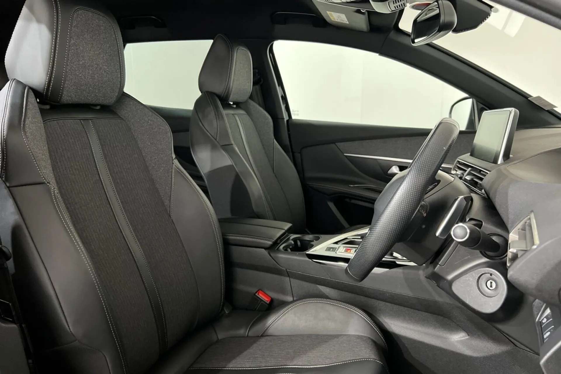 2020 PEUGEOT 3008 2020 PEUGEOT 3008