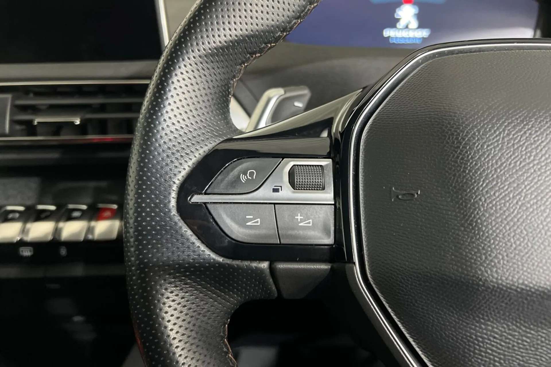 2020 PEUGEOT 3008 2020 PEUGEOT 3008