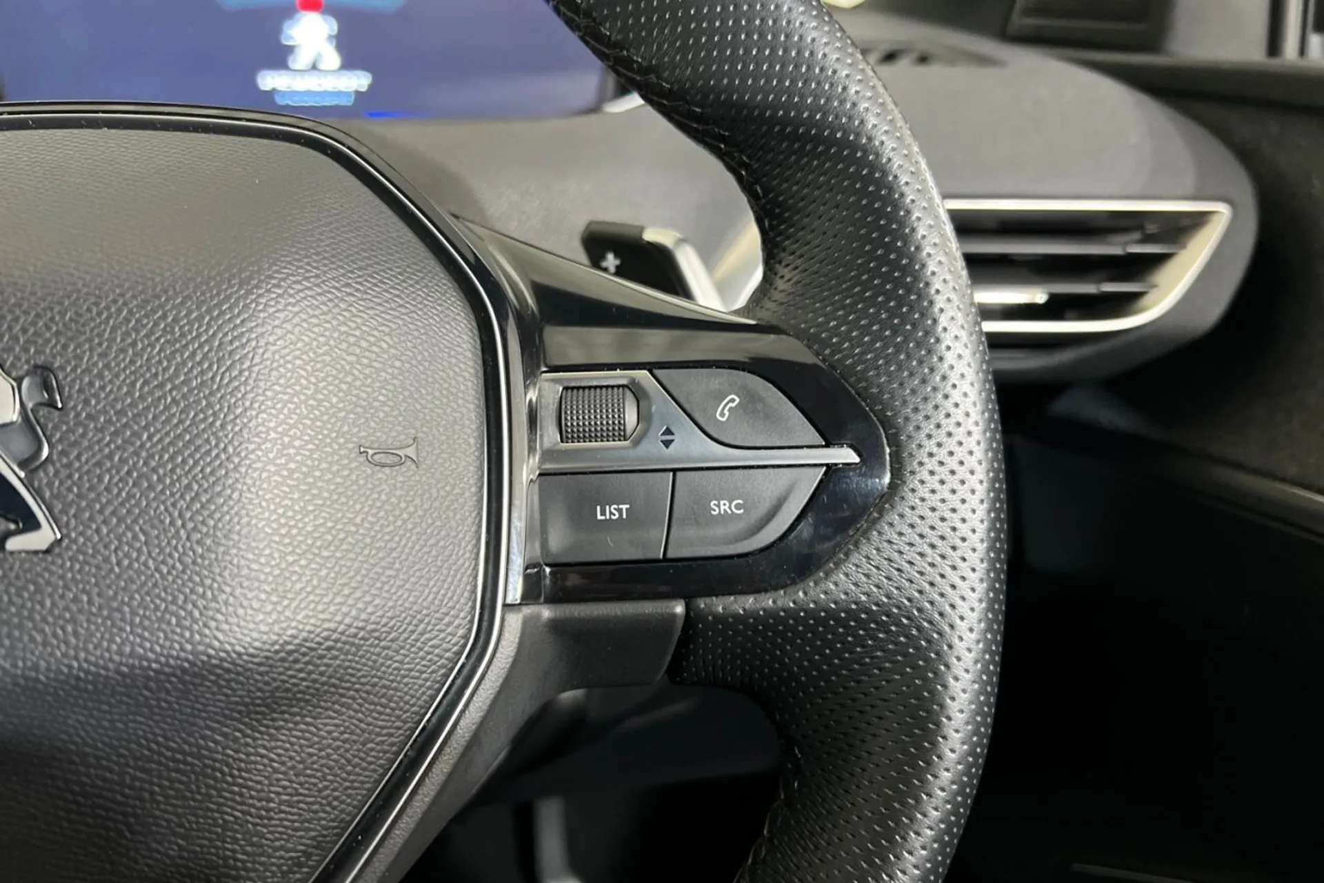 2020 PEUGEOT 3008 2020 PEUGEOT 3008