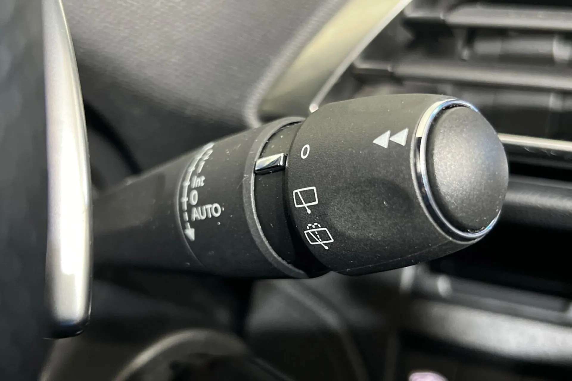 2020 PEUGEOT 3008 2020 PEUGEOT 3008