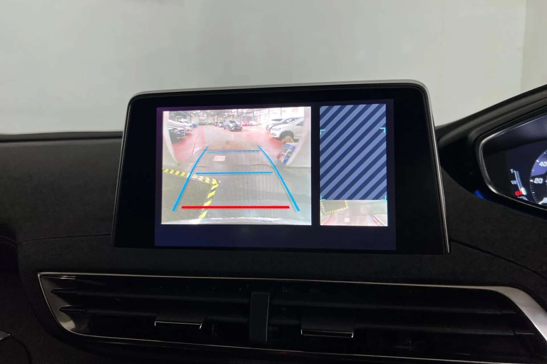 2020 PEUGEOT 3008 2020 PEUGEOT 3008