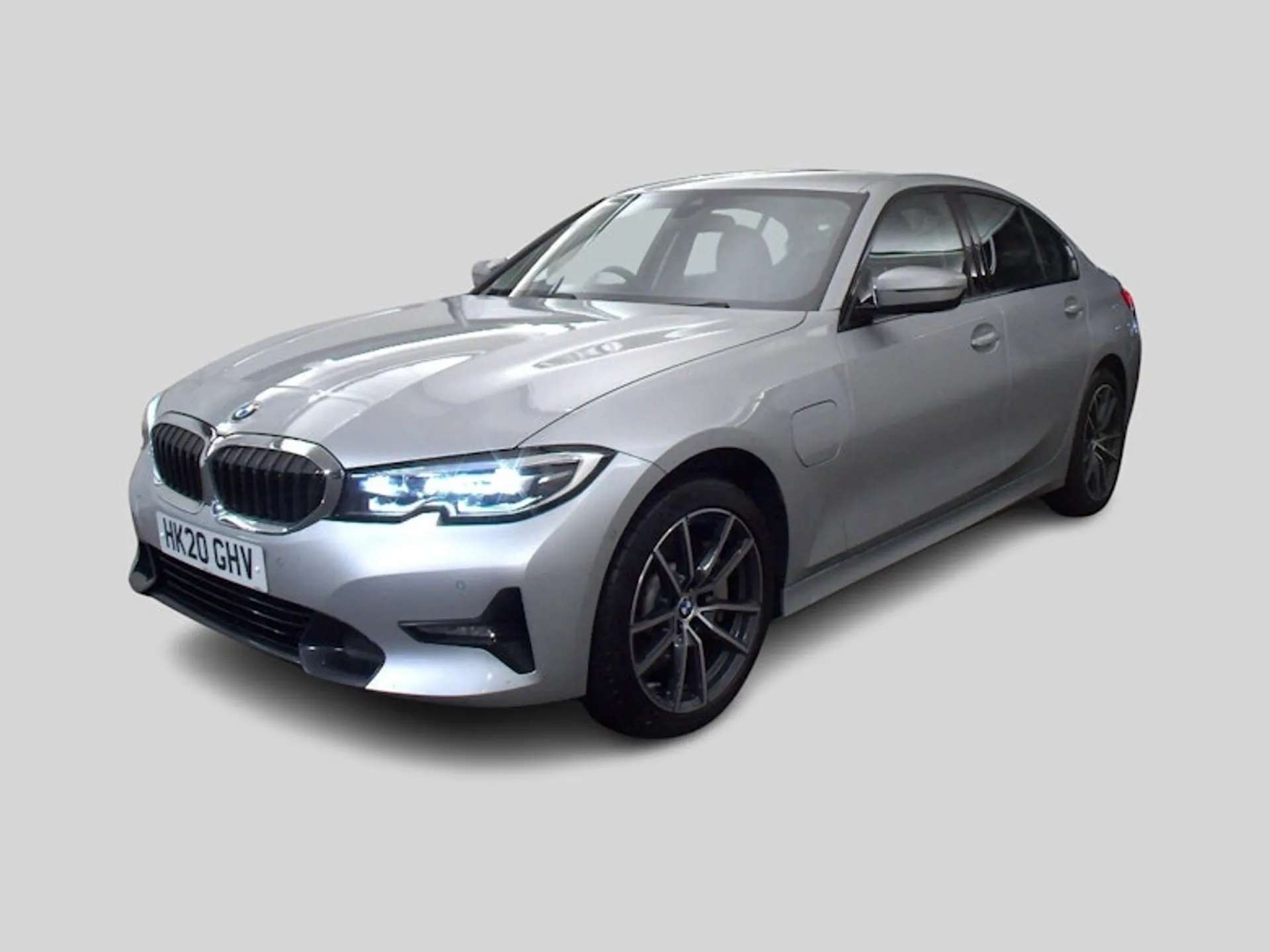 A 2020 BMW 3 SERIES 2.0 330E SPORT PRO 4d 289 BHP Park Distance Control, Heated Front Seats, 18-Inch Alloy Wheels, Ambient Lighting, Live Cockpit Pro Glacier Silver, 18-I A 2020 BMW 3 SERIES 2.0 330E SPORT PRO 4d 289 BHP Park Distance Control, Heated Front Seats, 18-Inch Alloy Wheels, Ambient Lighting, Live Cockpit Pro Glacier Silver, 18-I