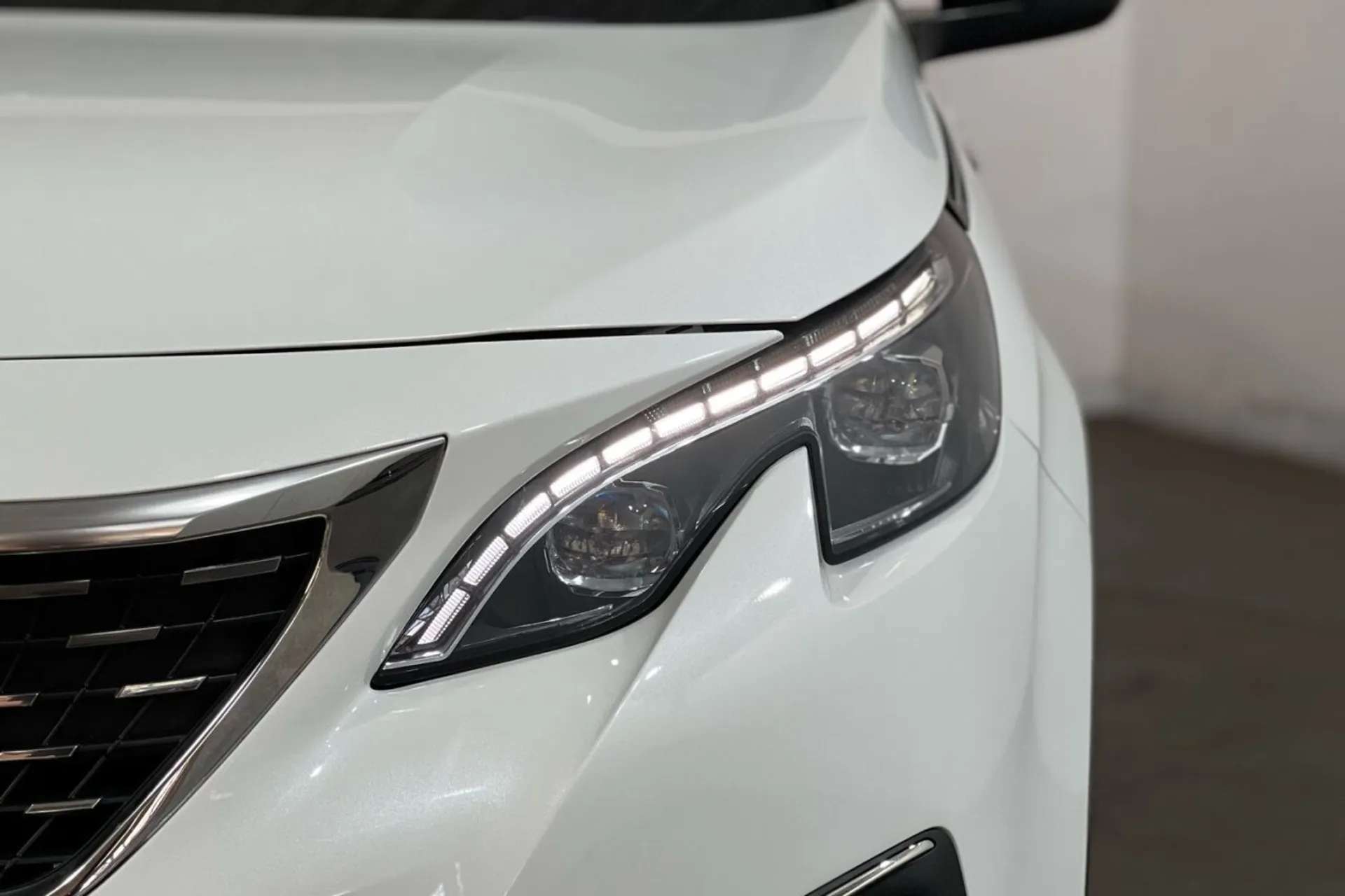 2020 PEUGEOT 3008 2020 PEUGEOT 3008