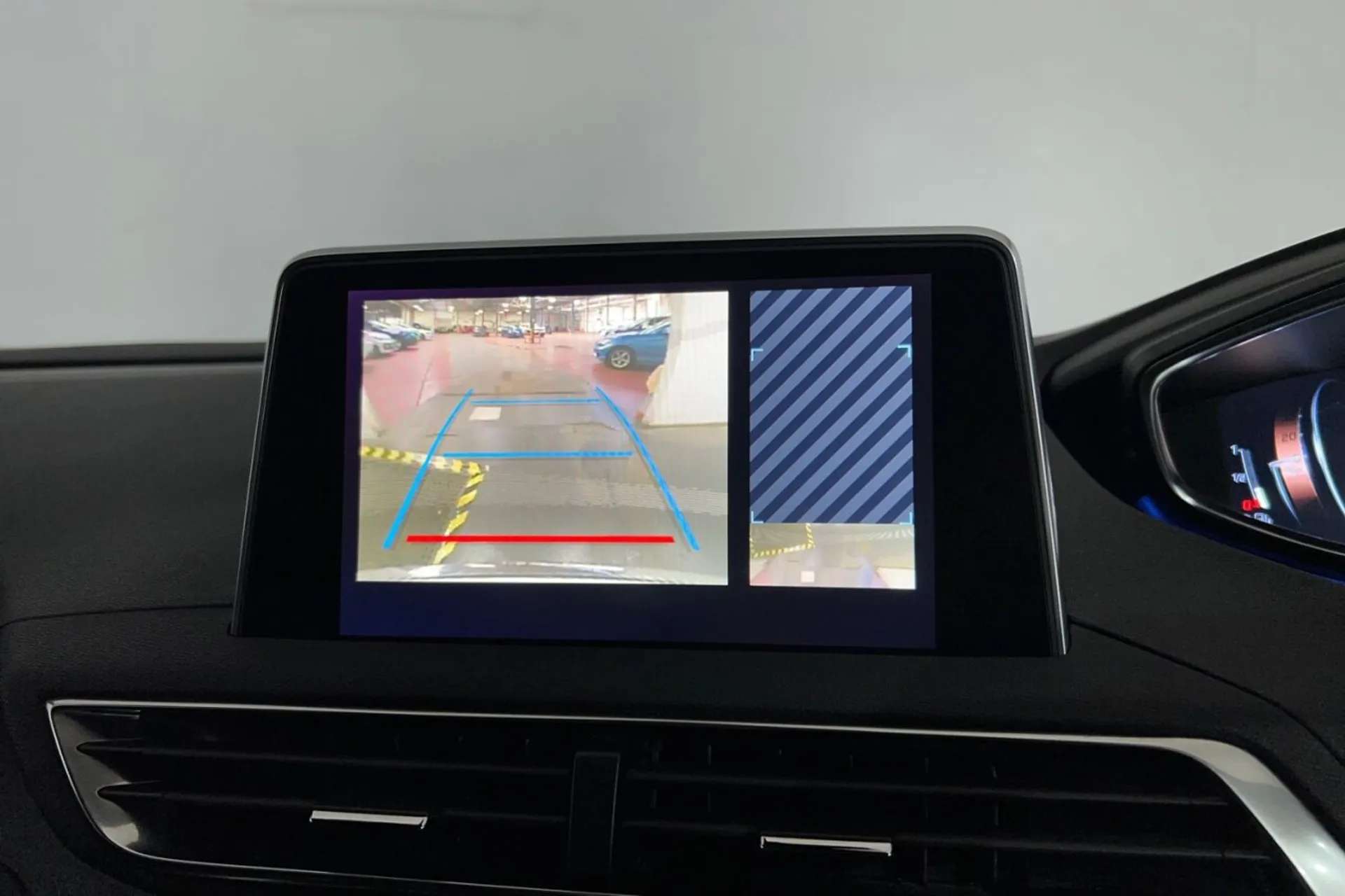 2020 PEUGEOT 3008 2020 PEUGEOT 3008