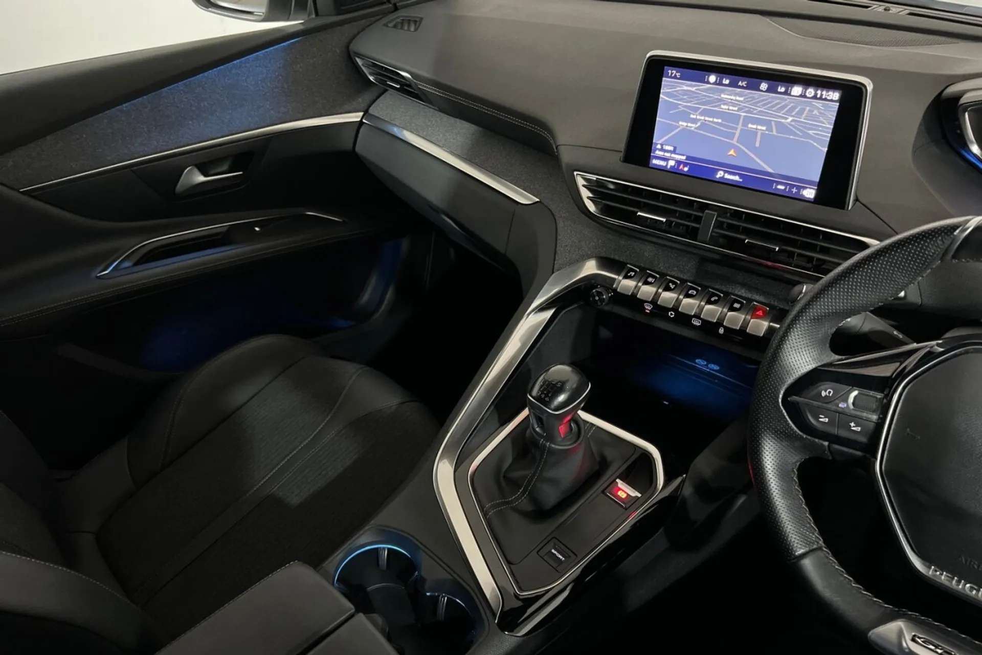 2020 PEUGEOT 3008 2020 PEUGEOT 3008