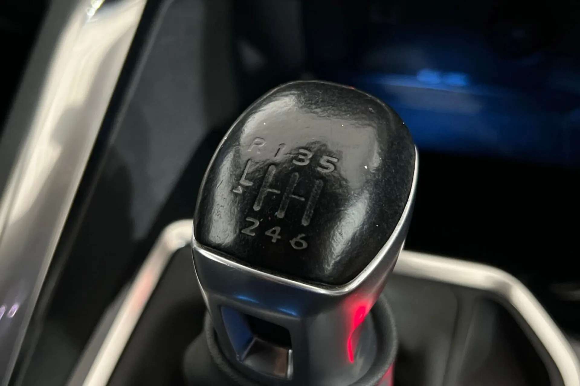 2020 PEUGEOT 3008 2020 PEUGEOT 3008