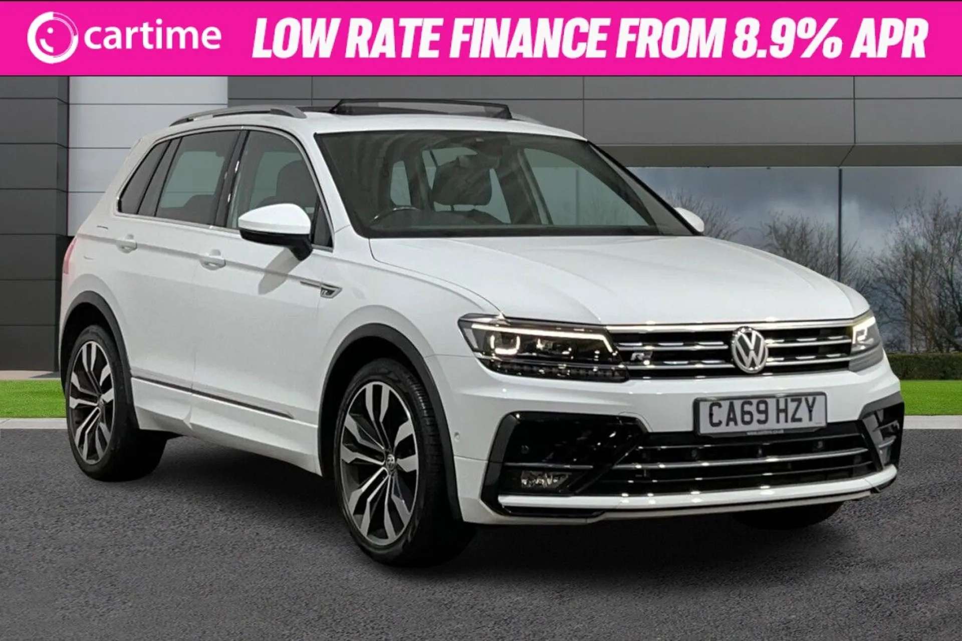 A 2019 VOLKSWAGEN TIGUAN 2.0 R-LINE TECH TDI 5d 148 BHP Panoramic Roof, Heated Front Seats, Apple CarPlay / Android Auto, Front / Rear Parking Sensors, 19In Alloy Wheels Pure A 2019 VOLKSWAGEN TIGUAN 2.0 R-LINE TECH TDI 5d 148 BHP Panoramic Roof, Heated Front Seats, Apple CarPlay / Android Auto, Front / Rear Parking Sensors, 19In Alloy Wheels Pure