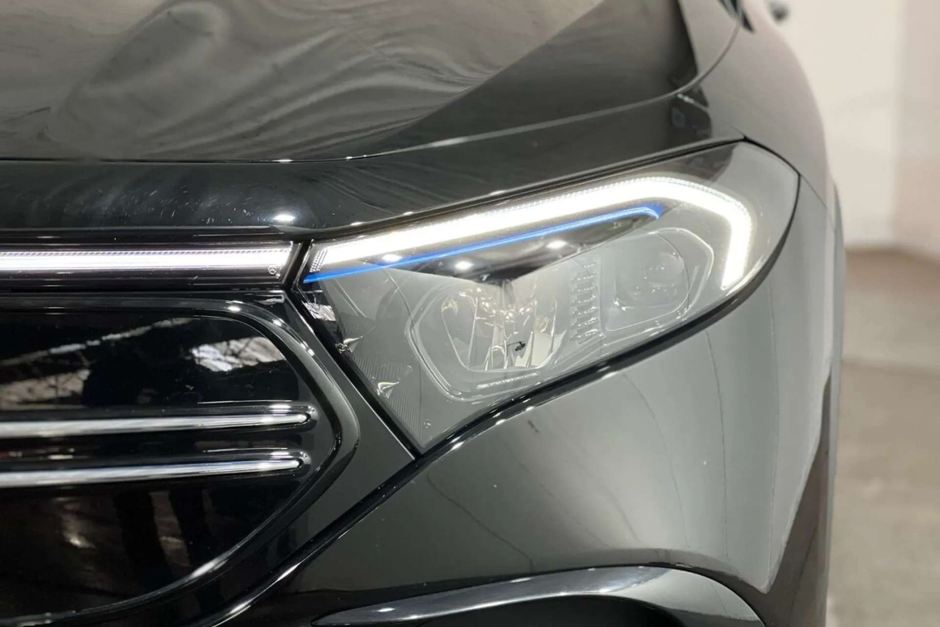 0 MERCEDES-BENZ EQA 0 MERCEDES-BENZ EQA