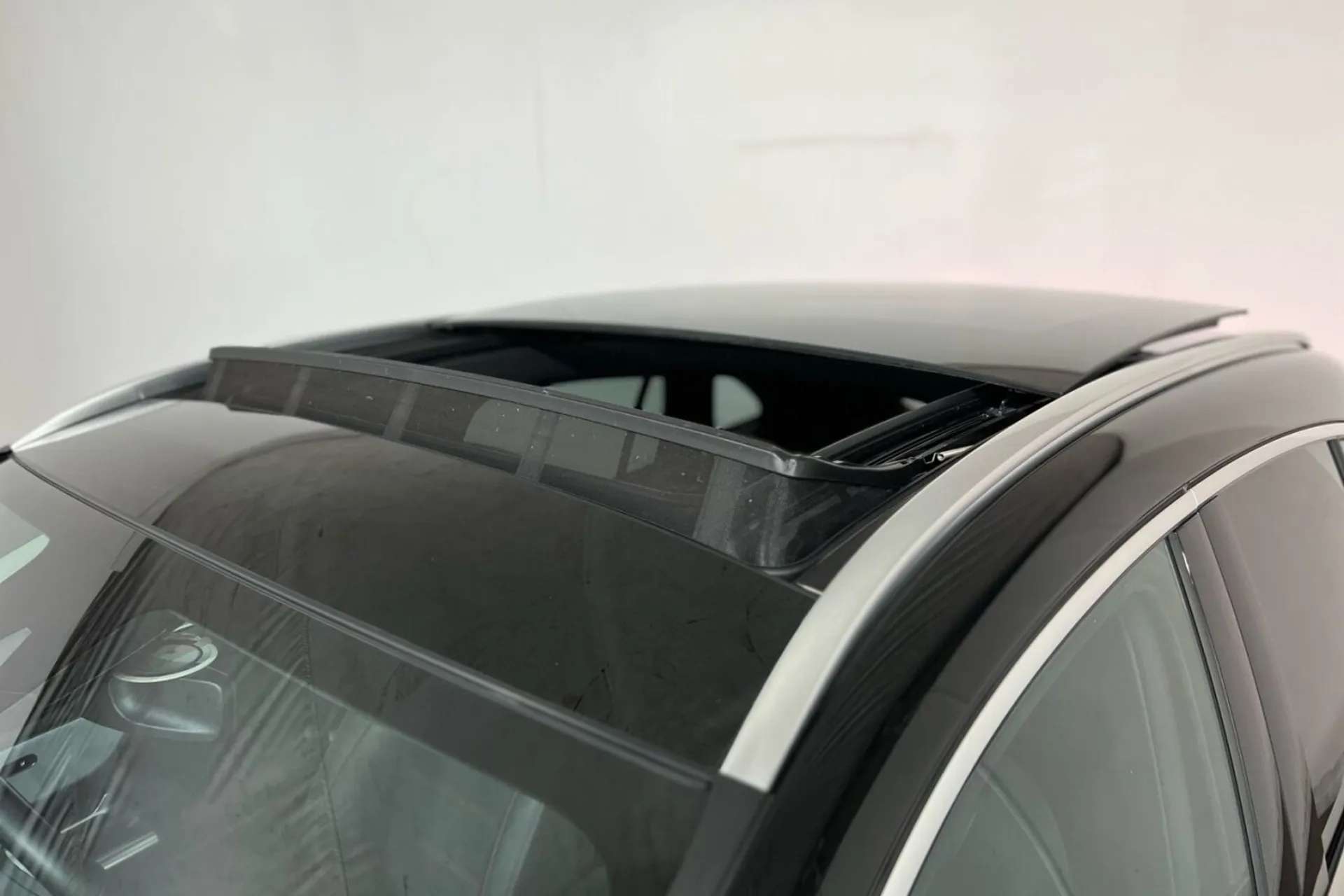 0 MERCEDES-BENZ EQA 0 MERCEDES-BENZ EQA