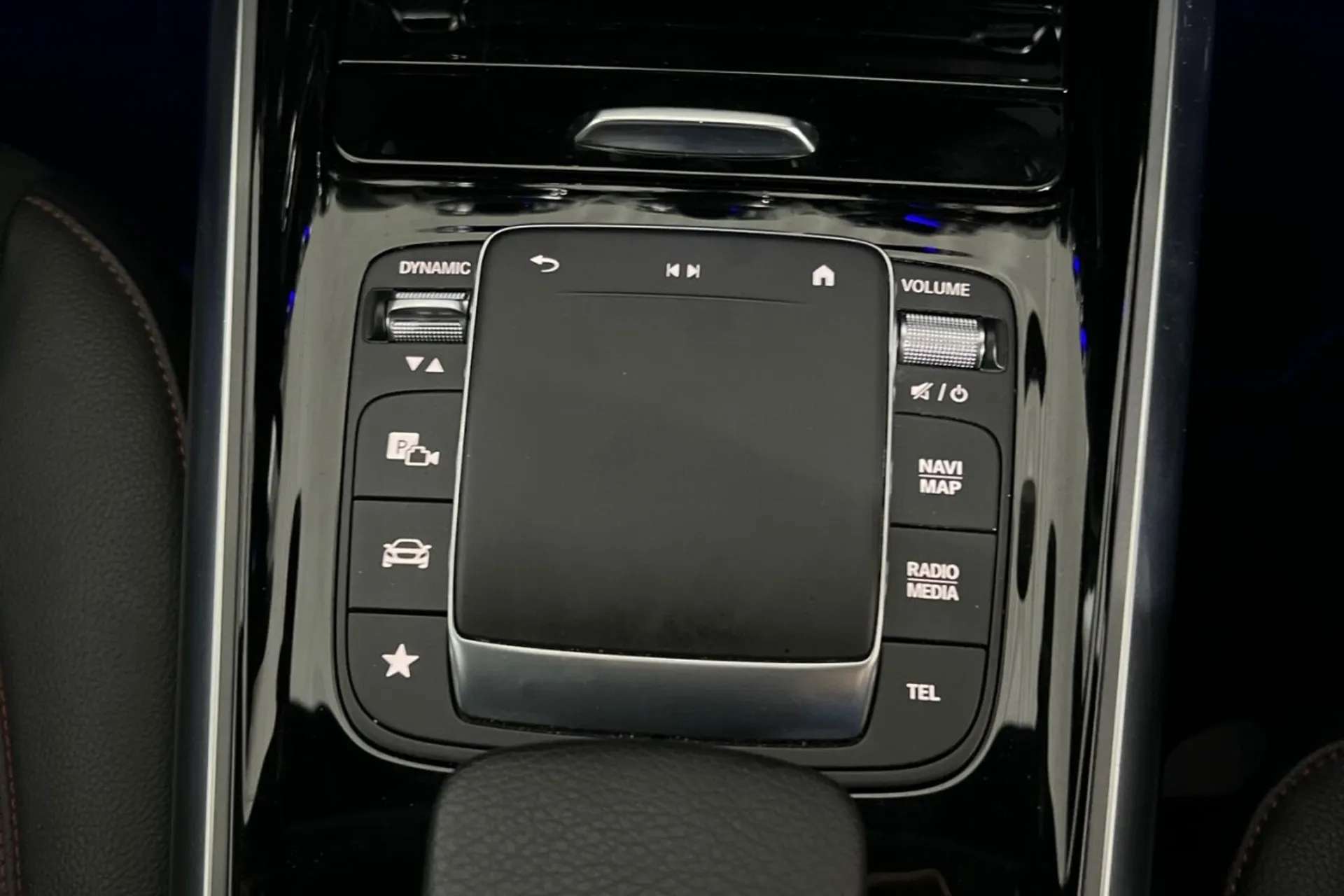 0 MERCEDES-BENZ EQA 0 MERCEDES-BENZ EQA