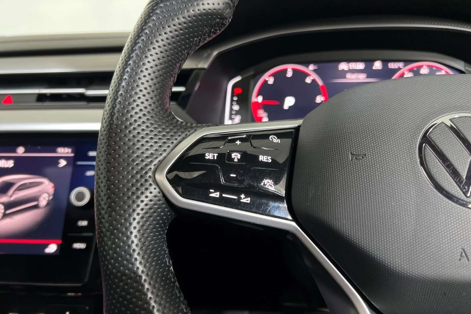 0 VOLKSWAGEN ARTEON 0 VOLKSWAGEN ARTEON