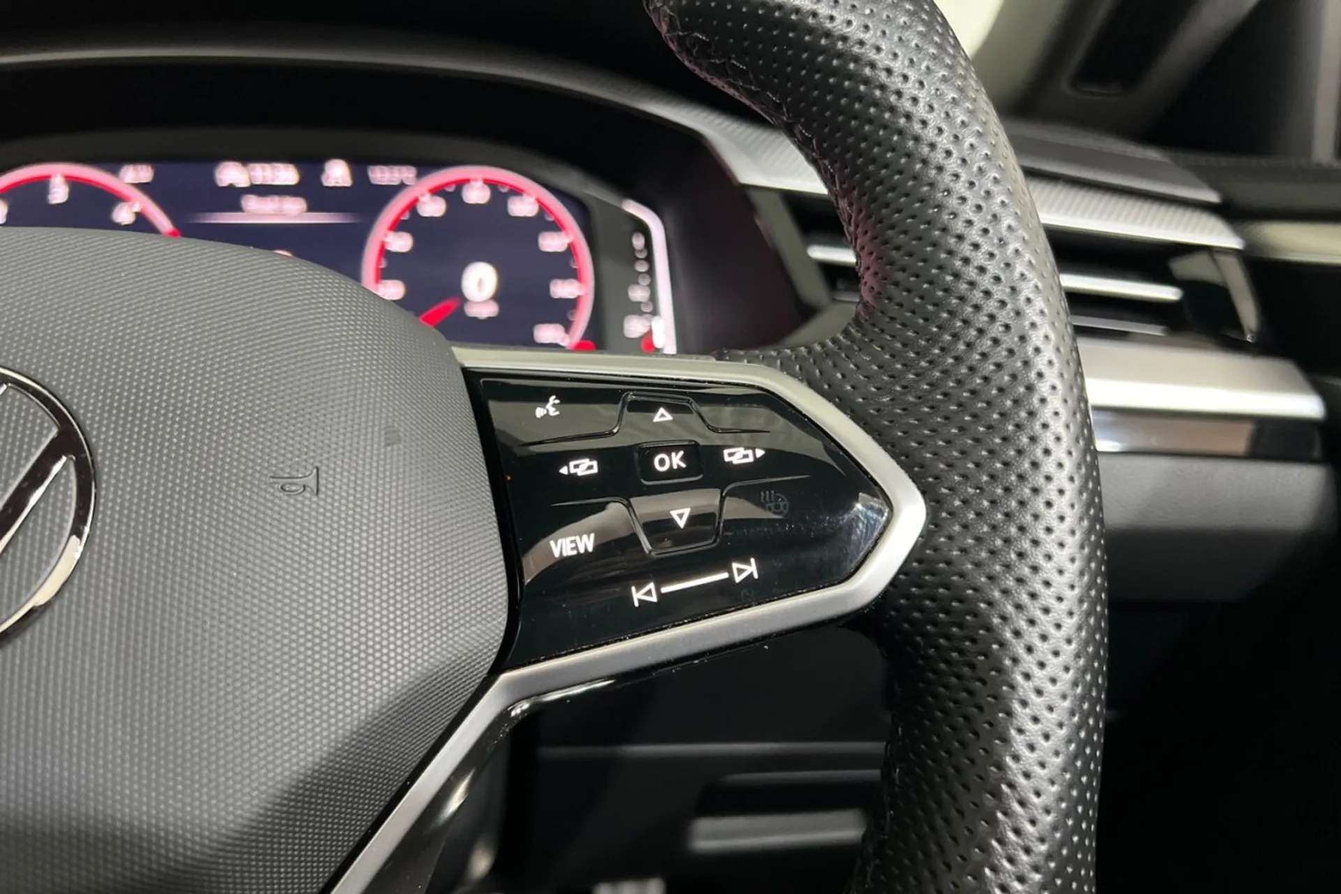 0 VOLKSWAGEN ARTEON 0 VOLKSWAGEN ARTEON