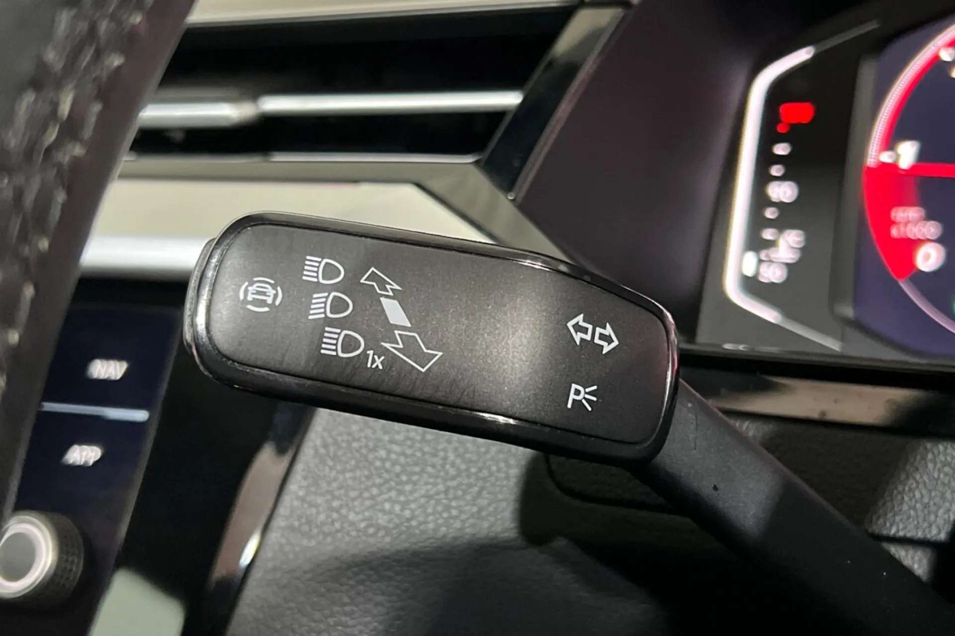 0 VOLKSWAGEN ARTEON 0 VOLKSWAGEN ARTEON