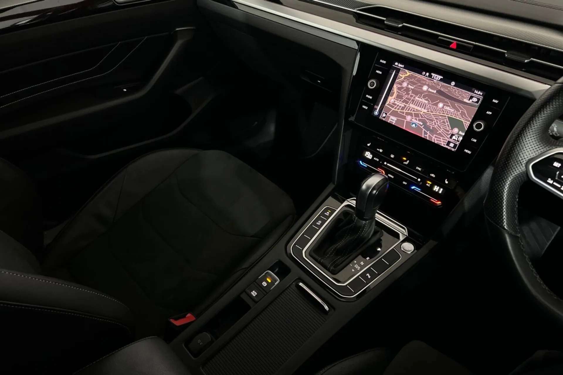 0 VOLKSWAGEN ARTEON 0 VOLKSWAGEN ARTEON